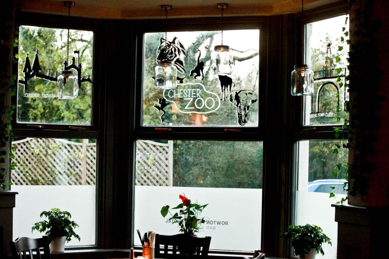 Rowton Poplars Hotel 切斯特 外观 照片