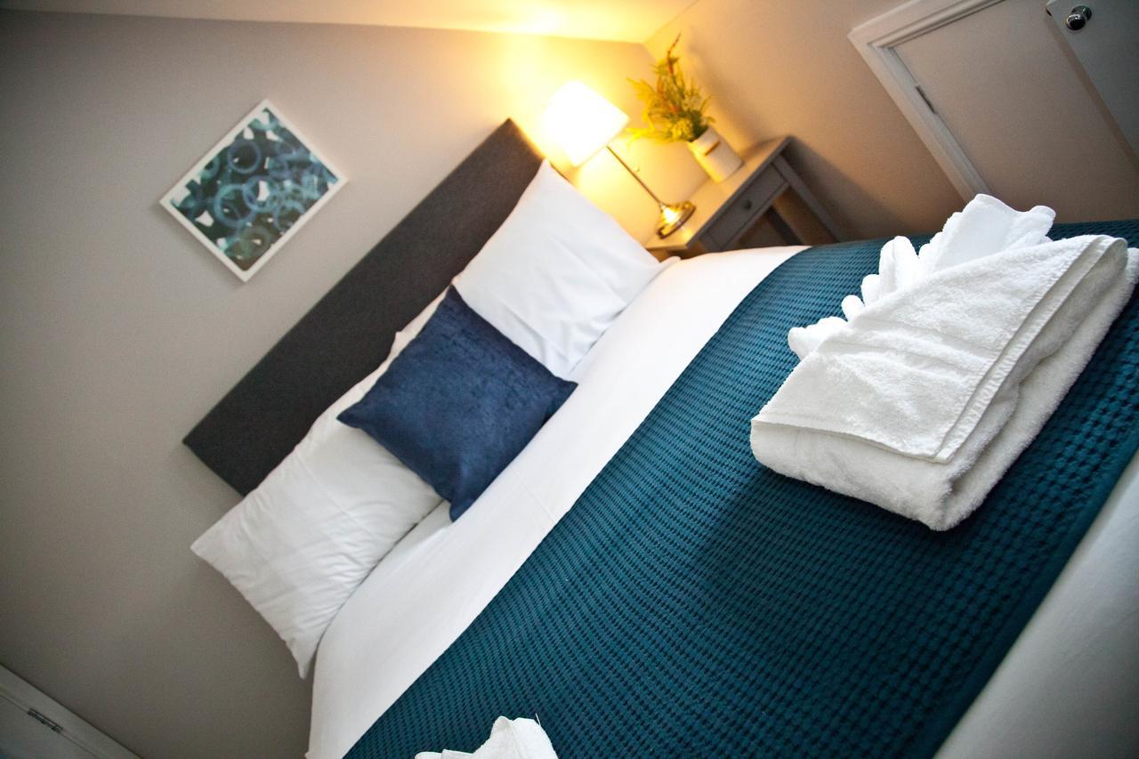 Rowton Poplars Hotel 切斯特 外观 照片